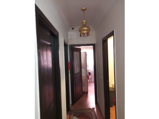 Apparemment à vendre