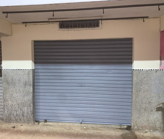magasin-commercial-a-vendre-big-1